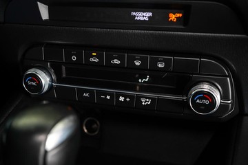https://dvg-vehicle-assets.s3.amazonaws.com/1203954/1k8mft3dll83w9sggssf17ajd.jpg