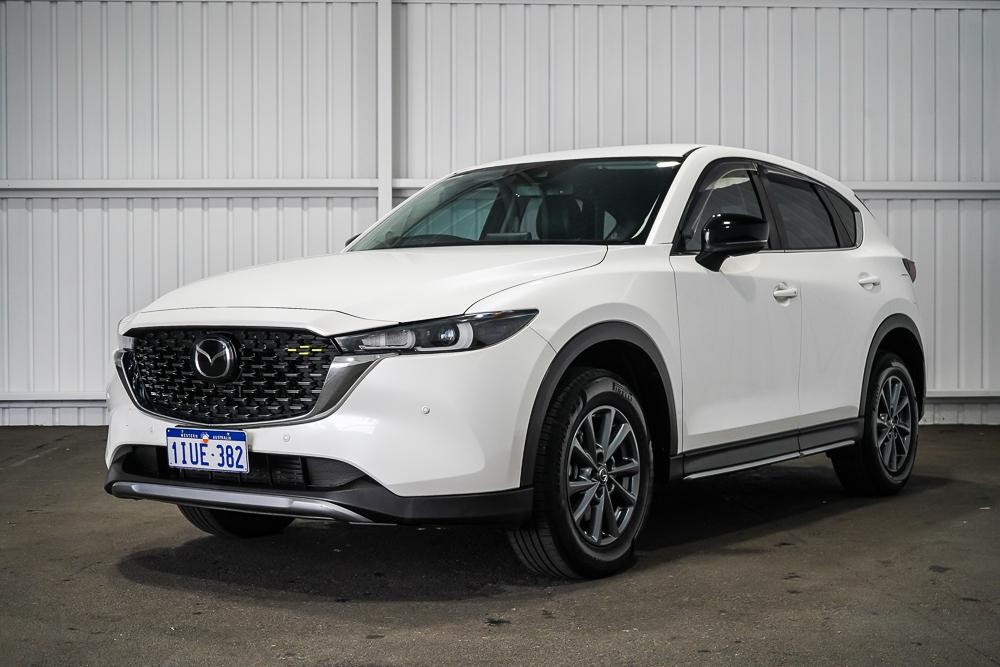 Mazda Cx-5 image 4