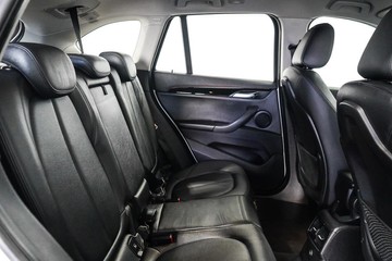 https://dvg-vehicle-assets.s3.amazonaws.com/1203957/7xdlnusf99oo1e3qeu4752xg1.jpg