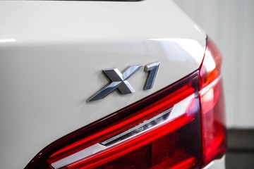 https://dvg-vehicle-assets.s3.amazonaws.com/1203957/chwh9fjdvhcgsxyn5br11q8zb.jpg
