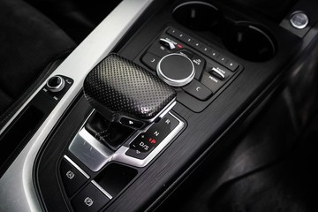 https://dvg-vehicle-assets.s3.amazonaws.com/1203958/36rju0hrwdiwi3yx68zje4hu2.jpg