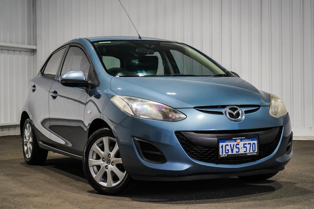 Mazda 2 image 1