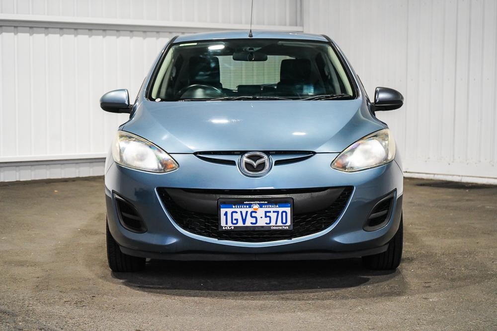 Mazda 2 image 3