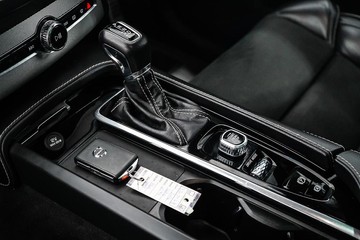 https://dvg-vehicle-assets.s3.amazonaws.com/1203973/8yo4ltlfesckjiaw6u96225mi.jpg