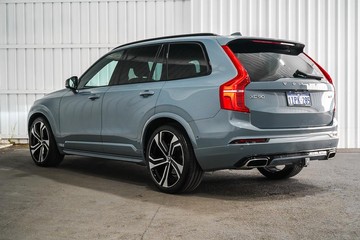 https://dvg-vehicle-assets.s3.amazonaws.com/1203973/p5t0dcgqprlzyc80ob1ivpgg.jpg