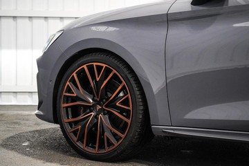 https://dvg-vehicle-assets.s3.amazonaws.com/1203974/2hhm0nyxfn7puu6khffnzsb8x.jpg