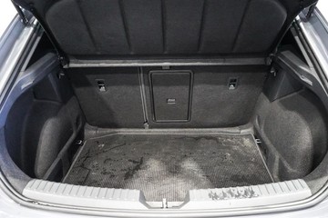 https://dvg-vehicle-assets.s3.amazonaws.com/1203974/c8wz1appj5t15bpstrtndtqe7.jpg