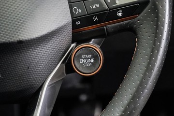 https://dvg-vehicle-assets.s3.amazonaws.com/1203974/c96u0en5zpkwknbrych3owzhp.jpg