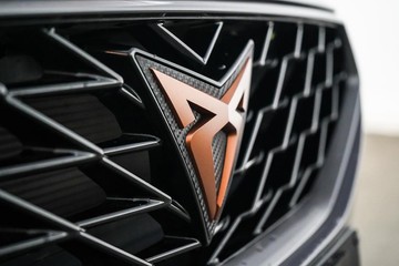 https://dvg-vehicle-assets.s3.amazonaws.com/1203974/czmqud5scv7ofu7kbl61fl8vm.jpg