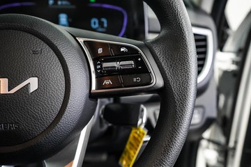 https://dvg-vehicle-assets.s3.amazonaws.com/1203977/ce0vrax0dp4t0coeroim35gfa.jpg