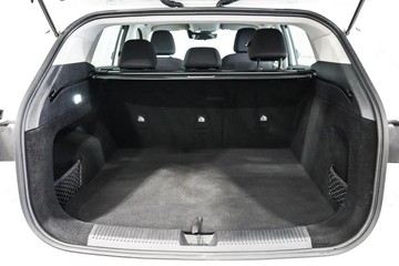 https://dvg-vehicle-assets.s3.amazonaws.com/1203979/9bv399d9x7lrr44pugcu9sv8m.jpg
