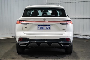 https://dvg-vehicle-assets.s3.amazonaws.com/1203979/azruj8a7o7kd5uyo4jq66c2wq.jpg