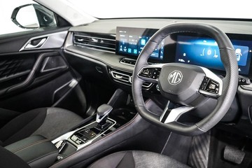 https://dvg-vehicle-assets.s3.amazonaws.com/1203979/c6w4teubluwv5i6k0t9m8f9gt.jpg