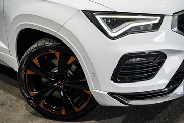 https://dvg-vehicle-assets.s3.amazonaws.com/1203984/bml0o93i20ohasfnxjq8i3ct0.jpg
