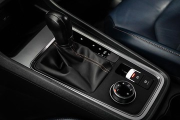 https://dvg-vehicle-assets.s3.amazonaws.com/1203984/d0p9gg713x35yaakza267nan7.jpg