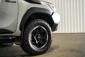 https://dvg-vehicle-assets.s3.amazonaws.com/1203988/4njxjk4bmdt3b104r5g7s0e9v.jpg
