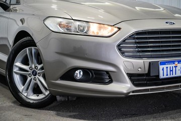 https://dvg-vehicle-assets.s3.amazonaws.com/1203989/8l0dyk2arh41r84fecupulqef.jpg