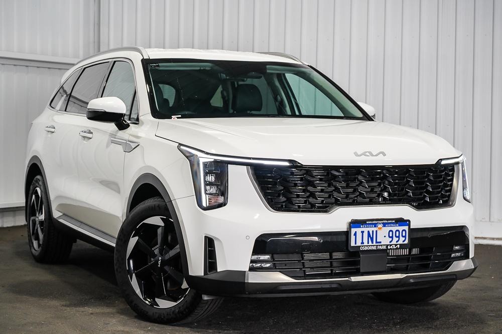 Kia Sorento image 1