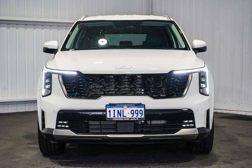 Kia Sorento image 3