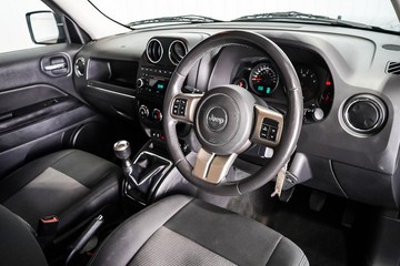 https://dvg-vehicle-assets.s3.amazonaws.com/1204000/asoy2jbtps8hsq6wfos0nx0n9.jpg