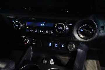 https://dvg-vehicle-assets.s3.amazonaws.com/1204011/5b6ag5ivz8jpudrr6af2rjdoo.jpg