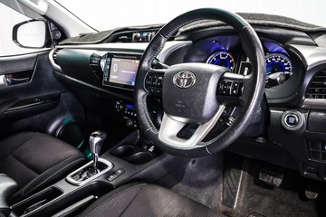 https://dvg-vehicle-assets.s3.amazonaws.com/1204011/6p6m3a79kryuu9qtqx8az3b6l.jpg