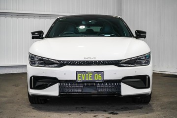 https://dvg-vehicle-assets.s3.amazonaws.com/1204024/8sbhe06bvrsu3rzl9dcqzrprs.jpg