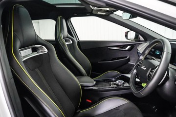 https://dvg-vehicle-assets.s3.amazonaws.com/1204024/9w04us2idx9y25dk4ue97i1y6.jpg