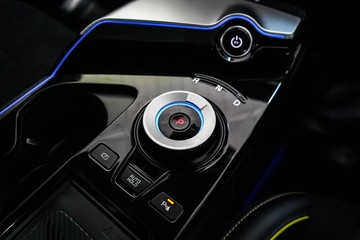 https://dvg-vehicle-assets.s3.amazonaws.com/1204024/d40h3de0ujamd4grj000vzvi4.jpg