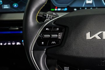 https://dvg-vehicle-assets.s3.amazonaws.com/1204024/dff86g2p7klc266ujc3gujfji.jpg