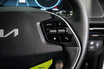 https://dvg-vehicle-assets.s3.amazonaws.com/1204024/edprtgv2uei9jt4lf1nbpjw2u.jpg