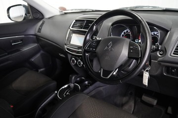 https://dvg-vehicle-assets.s3.amazonaws.com/1204031/1e7ut0mkzwjrei7lphm9k2psv.jpg