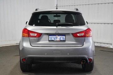https://dvg-vehicle-assets.s3.amazonaws.com/1204031/32uulsevetaylk91fkkzzlyx4.jpg