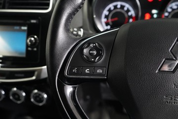 https://dvg-vehicle-assets.s3.amazonaws.com/1204031/cux0x7p9joe47dcahatl82zwf.jpg