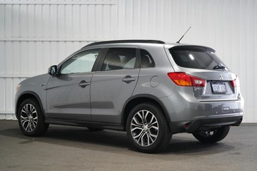 https://dvg-vehicle-assets.s3.amazonaws.com/1204031/efoy4b0tlvm9kchzlb21mnamn.jpg
