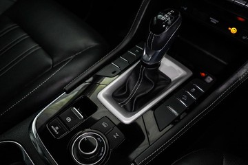 https://dvg-vehicle-assets.s3.amazonaws.com/1204037/7cjtwar003hpvzpwckuwbgkl7.jpg