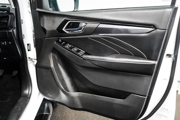 https://dvg-vehicle-assets.s3.amazonaws.com/1204037/ag0igwio49pvij42euoi8f6km.jpg