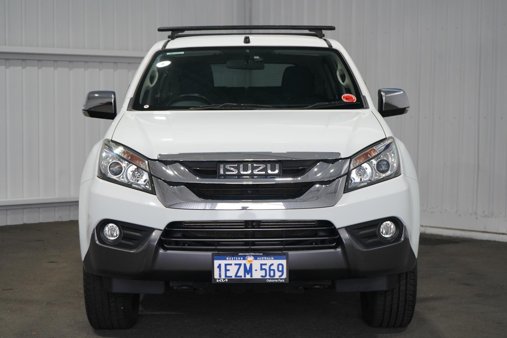 Isuzu Mu-x image 3