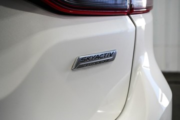 https://dvg-vehicle-assets.s3.amazonaws.com/1204044/4wazs6fhph3awt8zuiu0vl0n6.jpg