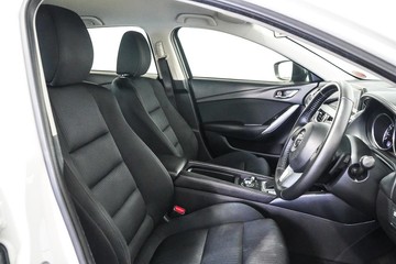 https://dvg-vehicle-assets.s3.amazonaws.com/1204044/93qav6f3vguhfqlrk3egull6i.jpg