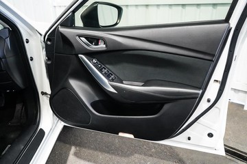 https://dvg-vehicle-assets.s3.amazonaws.com/1204044/cxy35bhlqxfx8isj5z51xd5ra.jpg