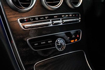 https://dvg-vehicle-assets.s3.amazonaws.com/1204045/e4ifbrkwihq96lo7a0ok76vw0.jpg