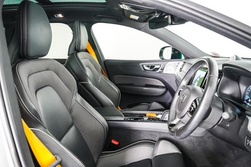 https://dvg-vehicle-assets.s3.amazonaws.com/1204053/8gfpf6uxnu3mrbjtcxqn4zkq5.jpg