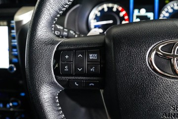 https://dvg-vehicle-assets.s3.amazonaws.com/1204057/buz8xn2jtli5bmzipcvaz8fjd.jpg