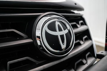 https://dvg-vehicle-assets.s3.amazonaws.com/1204057/esqqd8bccmkmffc5vzx2hd2pw.jpg