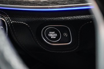 https://dvg-vehicle-assets.s3.amazonaws.com/1204058/4rlwpi5wxheypljsbwdxx6lqh.jpg