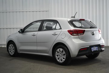 https://dvg-vehicle-assets.s3.amazonaws.com/1204068/4u668kq3hwvizw37xzv3unfpb.jpg