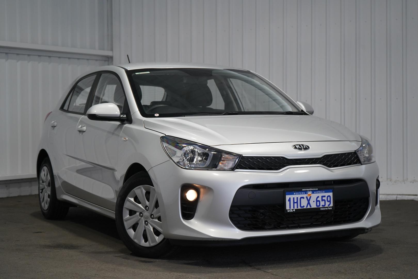 Kia Rio image 1