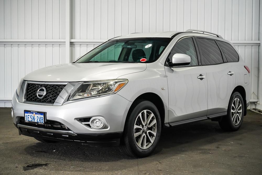 Nissan Pathfinder image 4