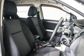 https://dvg-vehicle-assets.s3.amazonaws.com/1204078/dauih8svzr21z1yoyx0m6d72f.jpg